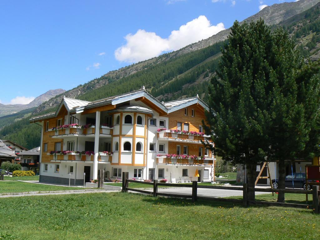 Appartamento Haus Alpenstern Saas-Grund Esterno foto